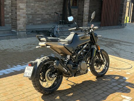 2023 Husqvarna Svartpilen 401, зелёный, 600000 рублей, вид 3