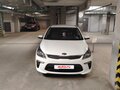 2018 Kia Rio IV, белый, 1300000 рублей