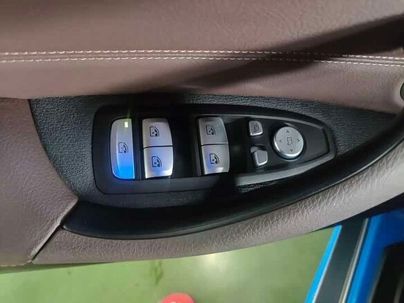 2021 BMW X2 sDrive20i I (F39), голубой, 1850008 рублей - вид 6