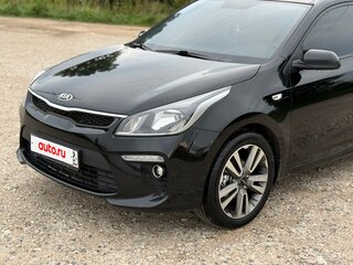 2019 Kia Rio IV, чёрный, 1490000 рублей, вид 2
