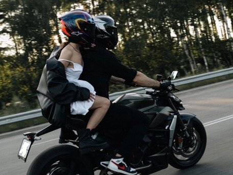 2022 Ducati Streetfighter V2, зелёный, 1550000 рублей, вид 1
