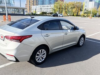2018 Hyundai Solaris II, бежевый, 1550000 рублей, вид 5