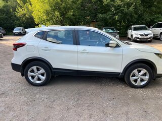 2019 Nissan Qashqai II Рестайлинг, белый, 1870000 рублей, вид 2