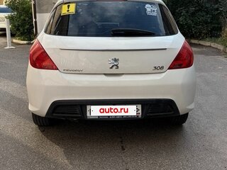 2012 Peugeot 308 I Рестайлинг, белый, 600000 рублей, вид 3