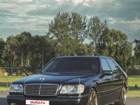 1997 Mercedes-Benz S-Класс 500 III (W140) Рестайлинг, синий, 2950000 рублей, вид 2