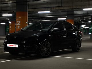 2014 Kia Rio III, чёрный, 890000 рублей, вид 1