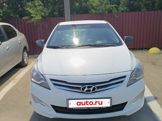 2014 Hyundai Solaris I Рестайлинг, белый, 570000 рублей, вид 2