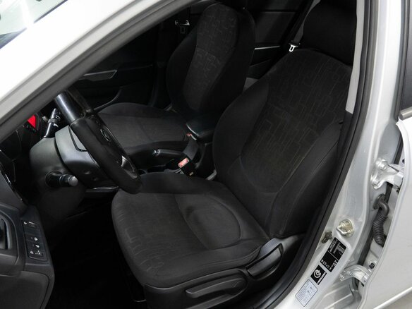 2013 Kia Rio 5-speed III, серебристый, 829000 рублей - вид 13