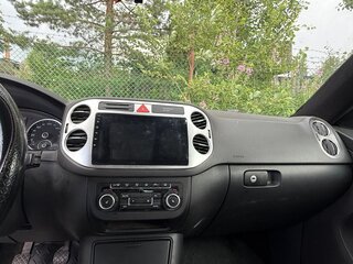 2010 Volkswagen Tiguan I, чёрный, 1100000 рублей, вид 3