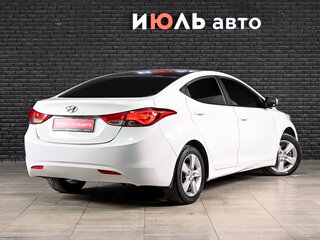 2013 Hyundai Elantra V (MD), белый, 1050000 рублей, вид 4