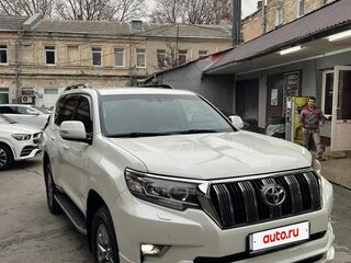 2018 Toyota Land Cruiser Prado 150 Series Рестайлинг 2, белый, 7500000 рублей, вид 2