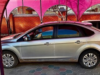 2010 Ford Focus II Рестайлинг, серебристый, 640000 рублей, вид 3