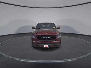 2023 Ram 1500 Crew Cab eTorque V, красный, 5608906 рублей, вид 4