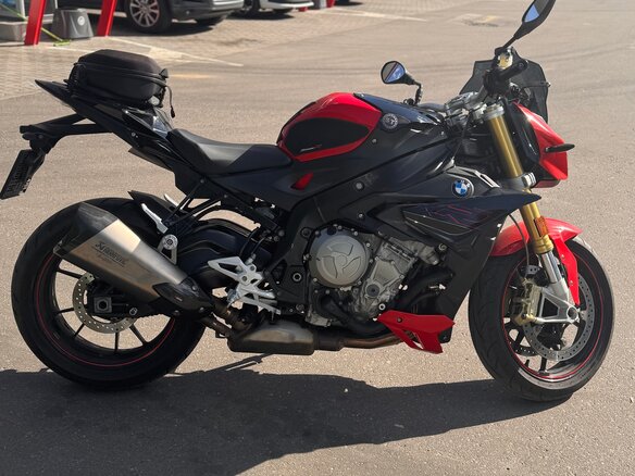 2018 BMW S 1000 R, красный, 1050000 рублей