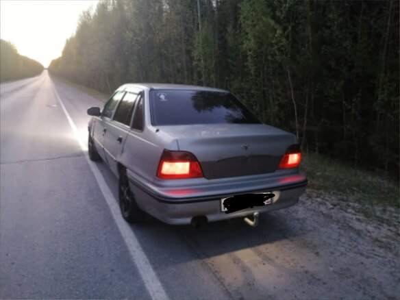 2005 Daewoo Nexia I, серебристый, 150000 рублей - вид 4