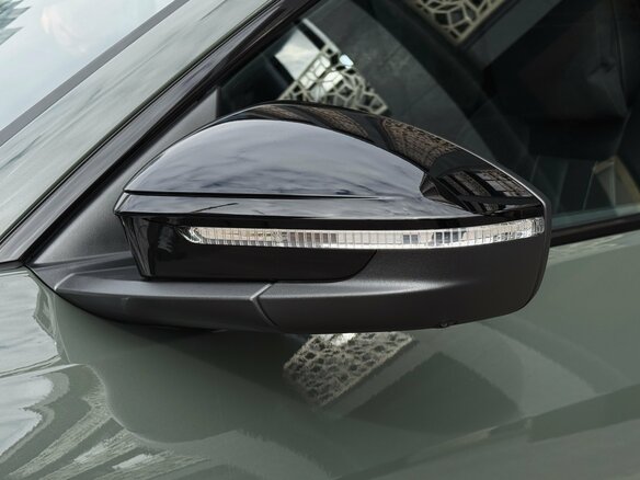 2026 Audi Q5 L III (GU), зелёный - вид 5