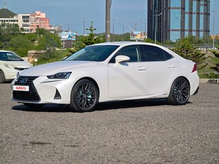 2016 Lexus IS 300h III Рестайлинг, белый, 2850000 рублей, вид 4