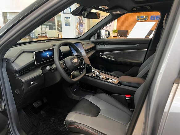 2026 Geely Cityray, серый, 2925990 рублей - вид 10