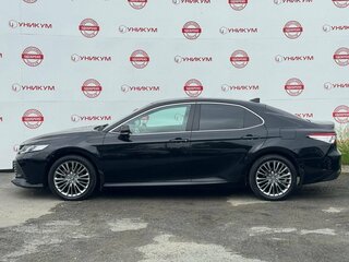 2020 Toyota Camry VIII (XV70), чёрный, 2539000 рублей, вид 2