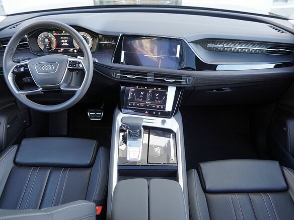 2026 Audi Q6 40 TFSI, чёрный, 7359000 рублей - вид 12