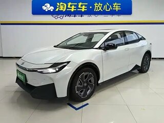 2026 Toyota bZ3, белый, 2393033 рублей, вид 1