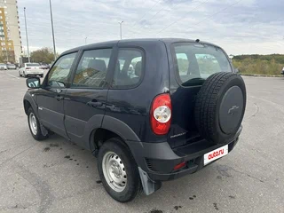 2016 Chevrolet Niva I Рестайлинг, синий, 850000 рублей, вид 3