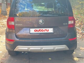 2015 Skoda Yeti I Рестайлинг, коричневый, 1320000 рублей, вид 5