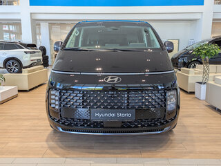 2026 Hyundai Staria I, чёрный, 10900000 рублей, вид 2