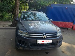 2011 Volkswagen Touareg II, чёрный, 1280000 рублей, вид 2
