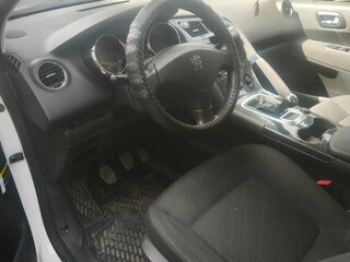 2013 Peugeot 3008 I Рестайлинг, белый, 900000 рублей, вид 4