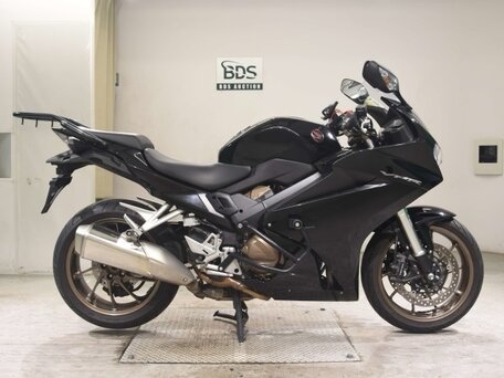 2017 Honda VFR 800, чёрный, 800000 рублей, вид 2