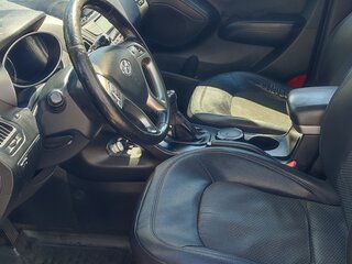 2012 Hyundai ix35 I, чёрный, 740000 рублей, вид 4