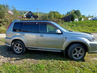 2000 Nissan X-Trail I, серый, 800000 рублей, вид 2