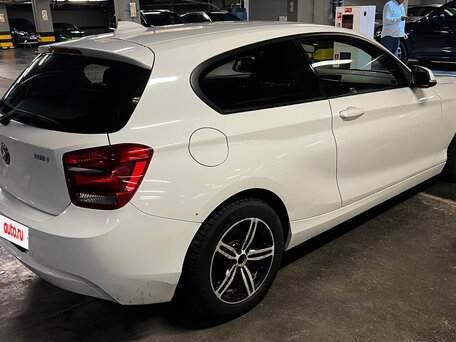 2013 BMW 1 серии 116i II (F20/F21), белый, 770000 рублей, вид 4