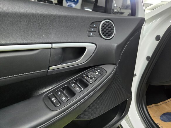 2024 Hyundai Sonata VIII (DN8) Рестайлинг, белый - вид 8