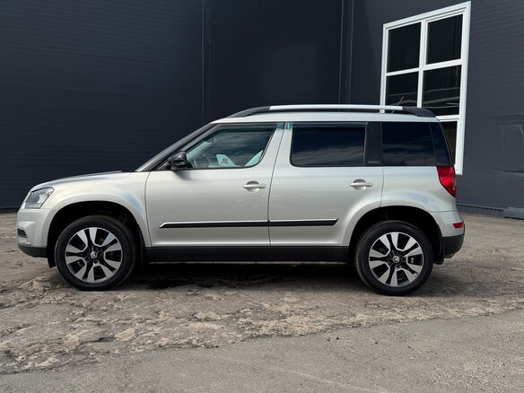 2015 Skoda Yeti I Рестайлинг, серебристый - вид 5