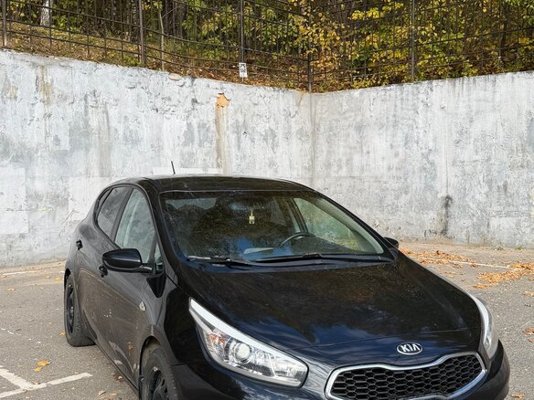 2014 Kia Ceed II, чёрный, 1300000 рублей - вид 1