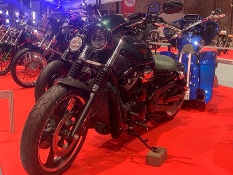 2008 Harley-Davidson Night Rod, зелёный, 1500000 рублей, вид 1