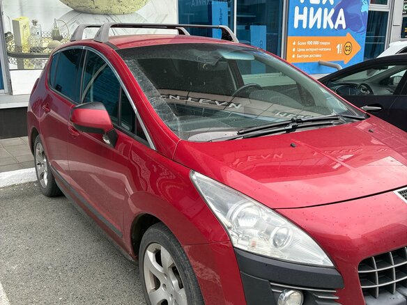 2012 Peugeot 3008 I, красный - вид 2