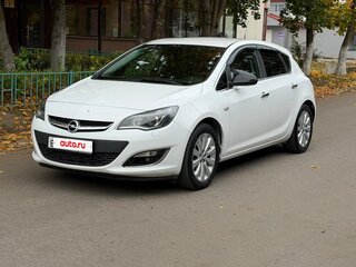 2013 Opel Astra J Рестайлинг, белый, 730000 рублей, вид 1