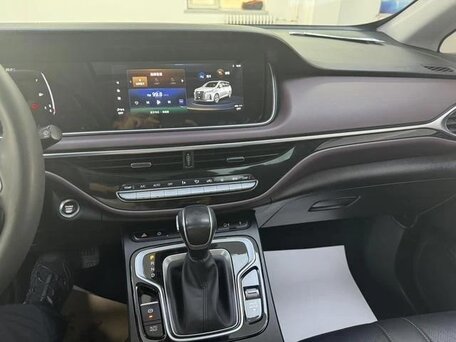 2021 GAC Trumpchi M6, синий, 1850000 рублей, вид 3