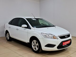2010 Ford Focus II Рестайлинг, белый, 550000 рублей, вид 3