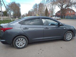 2021 Hyundai Solaris II Рестайлинг, серый, 1450000 рублей, вид 4