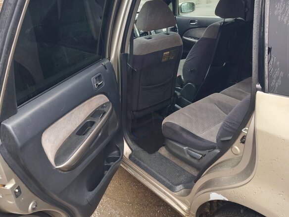 2001 Honda Stream I, серый, 330000 рублей - вид 24