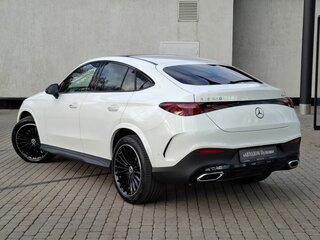 2026 Mercedes-Benz GLC Coupe 300 II (C254), белый, 10300000 рублей, вид 3
