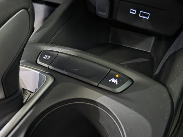 2023 Chevrolet Trax II, чёрный - вид 20