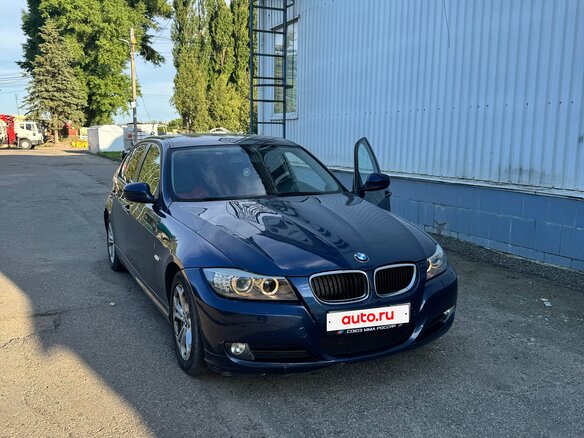 2011 BMW 3 серии 318i V (E90/E91/E92/E93) Рестайлинг, синий, 970000 рублей - вид 1