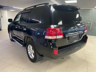 2008 Toyota Land Cruiser 200 Series, чёрный, 2940000 рублей, вид 4