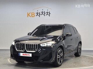 2023 BMW X1 18d sDrive III (U11/U12), чёрный, 3654020 рублей, вид 2