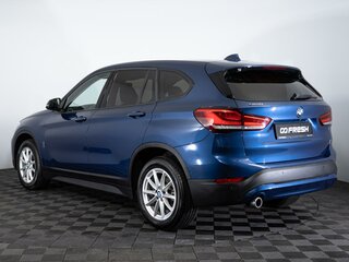 2021 BMW X1 18i sDrive II (F48) Рестайлинг, синий, 2490000 рублей, вид 2